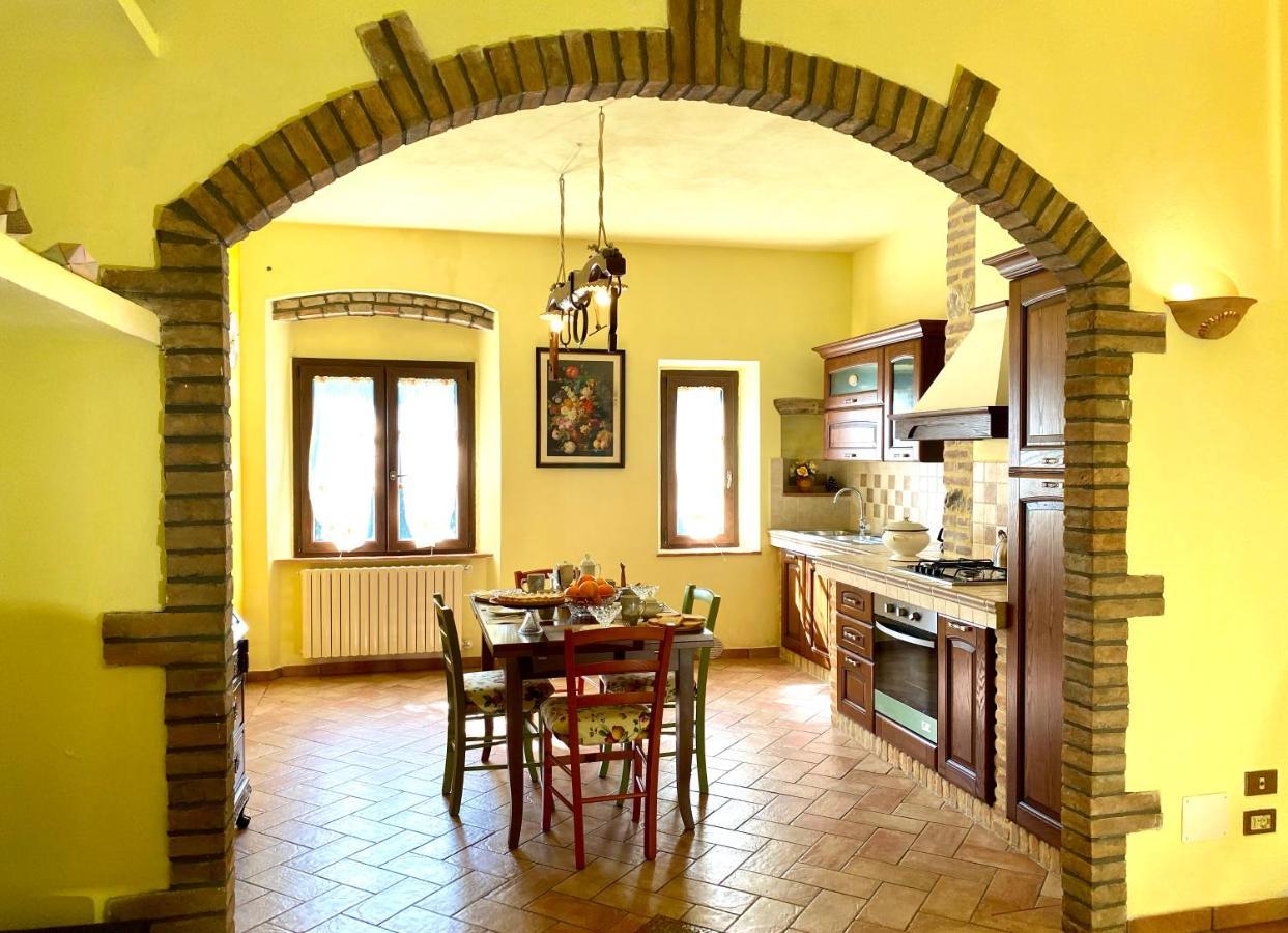 Agriturismo L'Antica Quercia Pomarance Exteriör bild