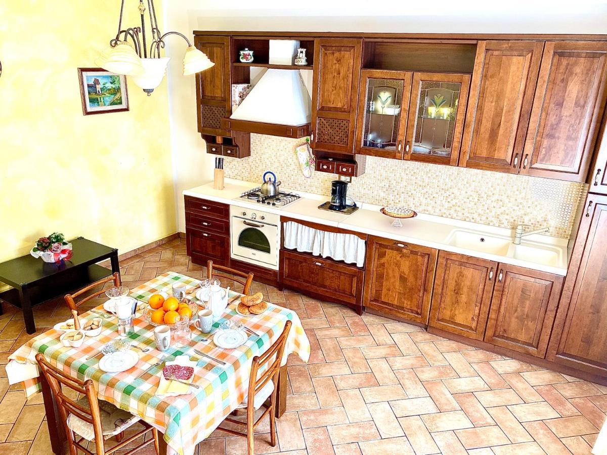 Agriturismo L'Antica Quercia Pomarance Exteriör bild