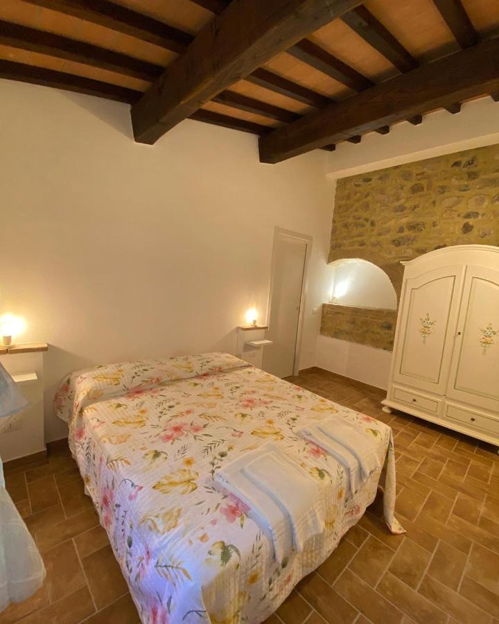 Agriturismo L'Antica Quercia Pomarance Exteriör bild