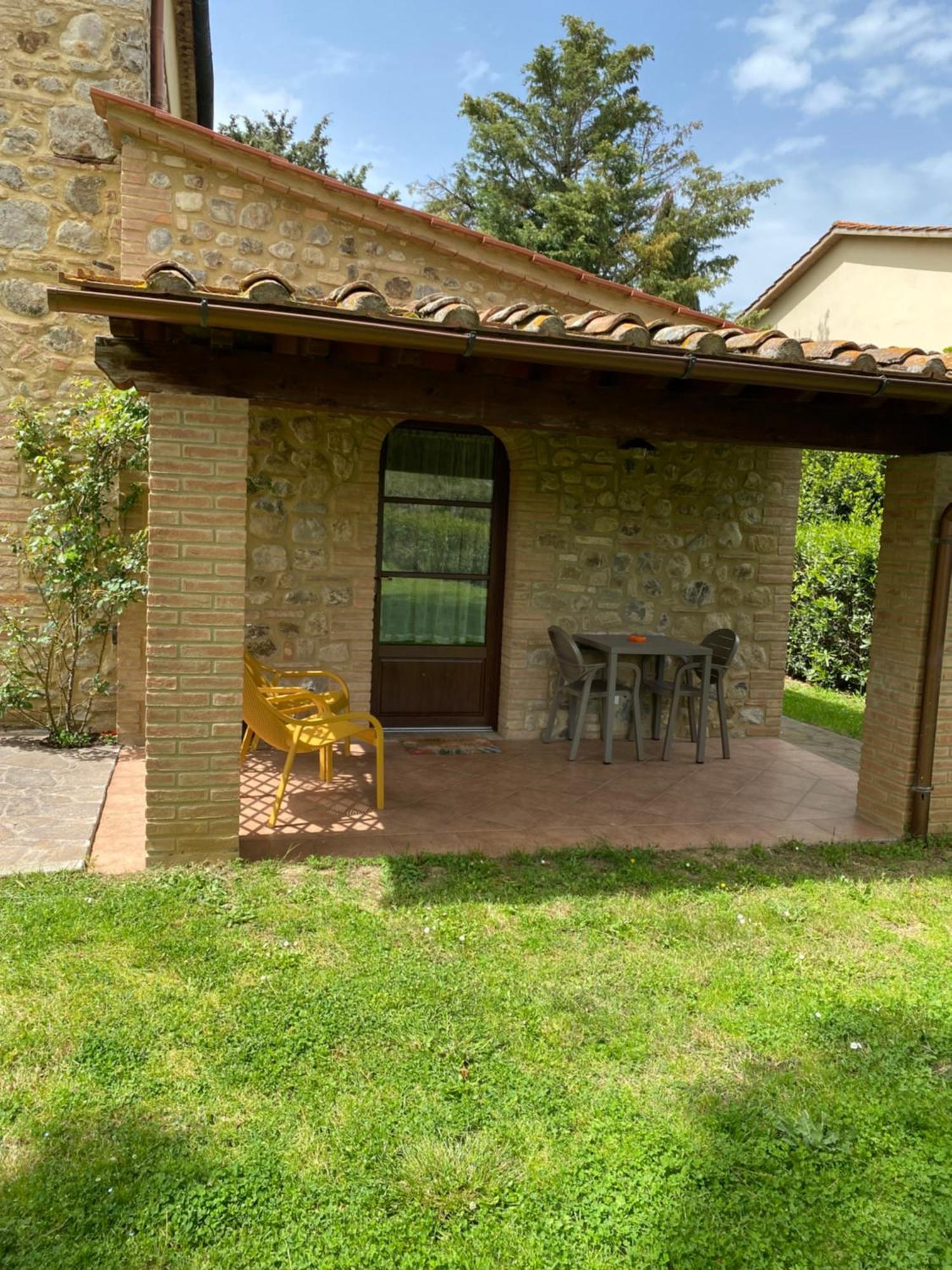 Agriturismo L'Antica Quercia Pomarance Exteriör bild